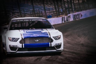 NASCAR Mustang